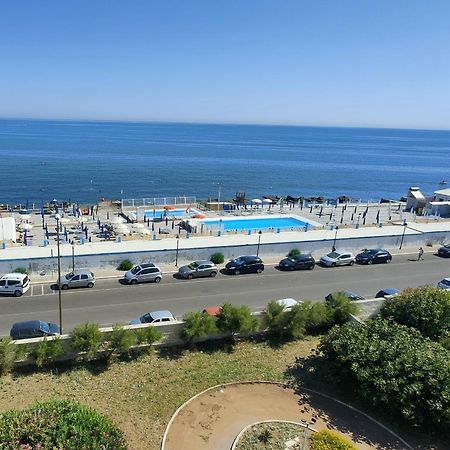 Seafront Suites Бари Экстерьер фото