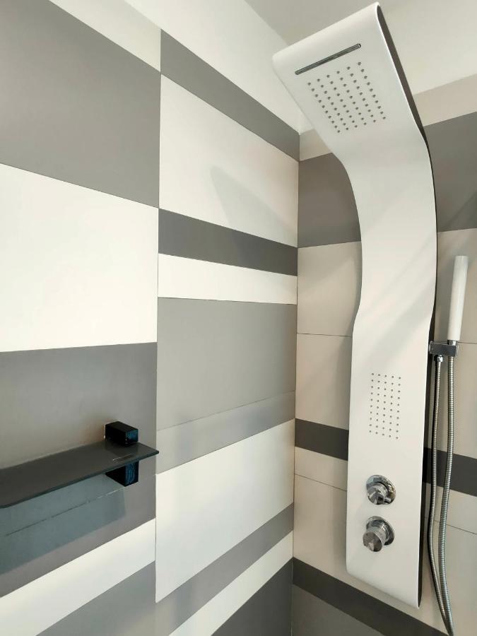 Seafront Suites Бари Экстерьер фото