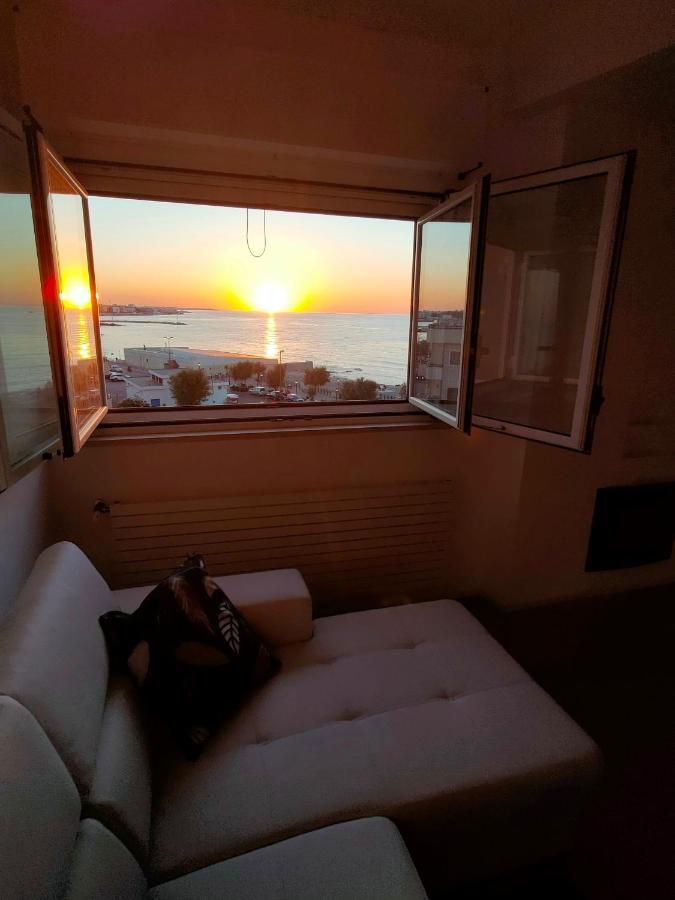 Seafront Suites Бари Экстерьер фото