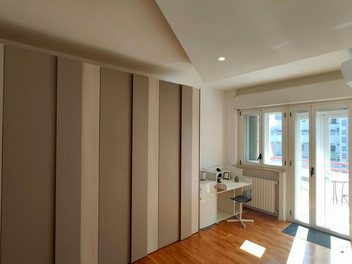 Seafront Suites Бари Экстерьер фото